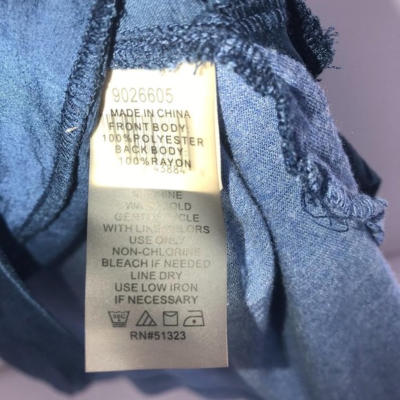 TWO BY VINCE CAMUTO SLEEVELESS BLOUSE - Picture 5 of 6